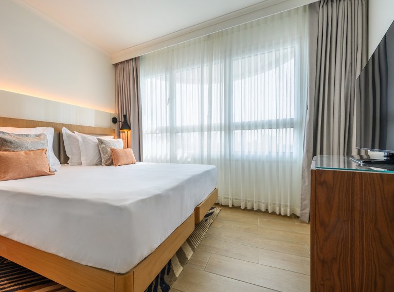 Sea Tower Room